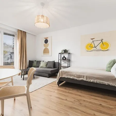 Apartment Modernes In Mit Netflix & Balkon