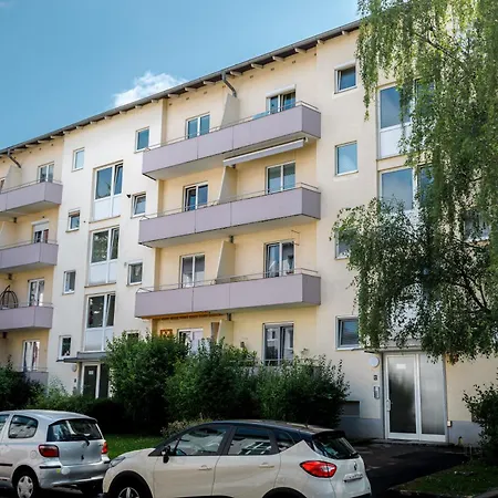 公寓 Modernes In Mit Netflix & Balkon *